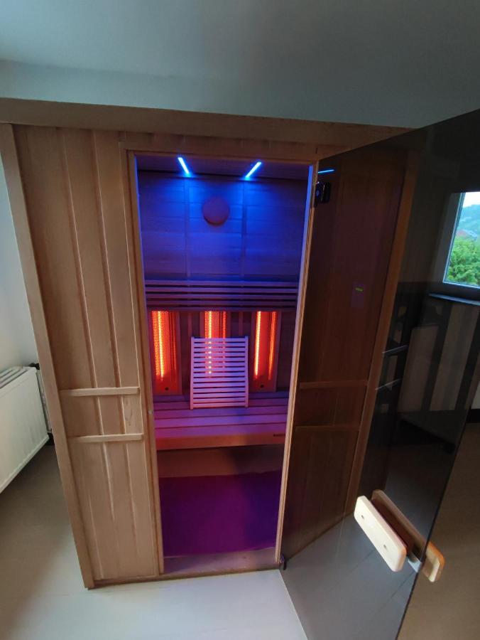 L'Amarante Chambres D'Hotes Ou Gite Citadin Theux Bagian luar foto